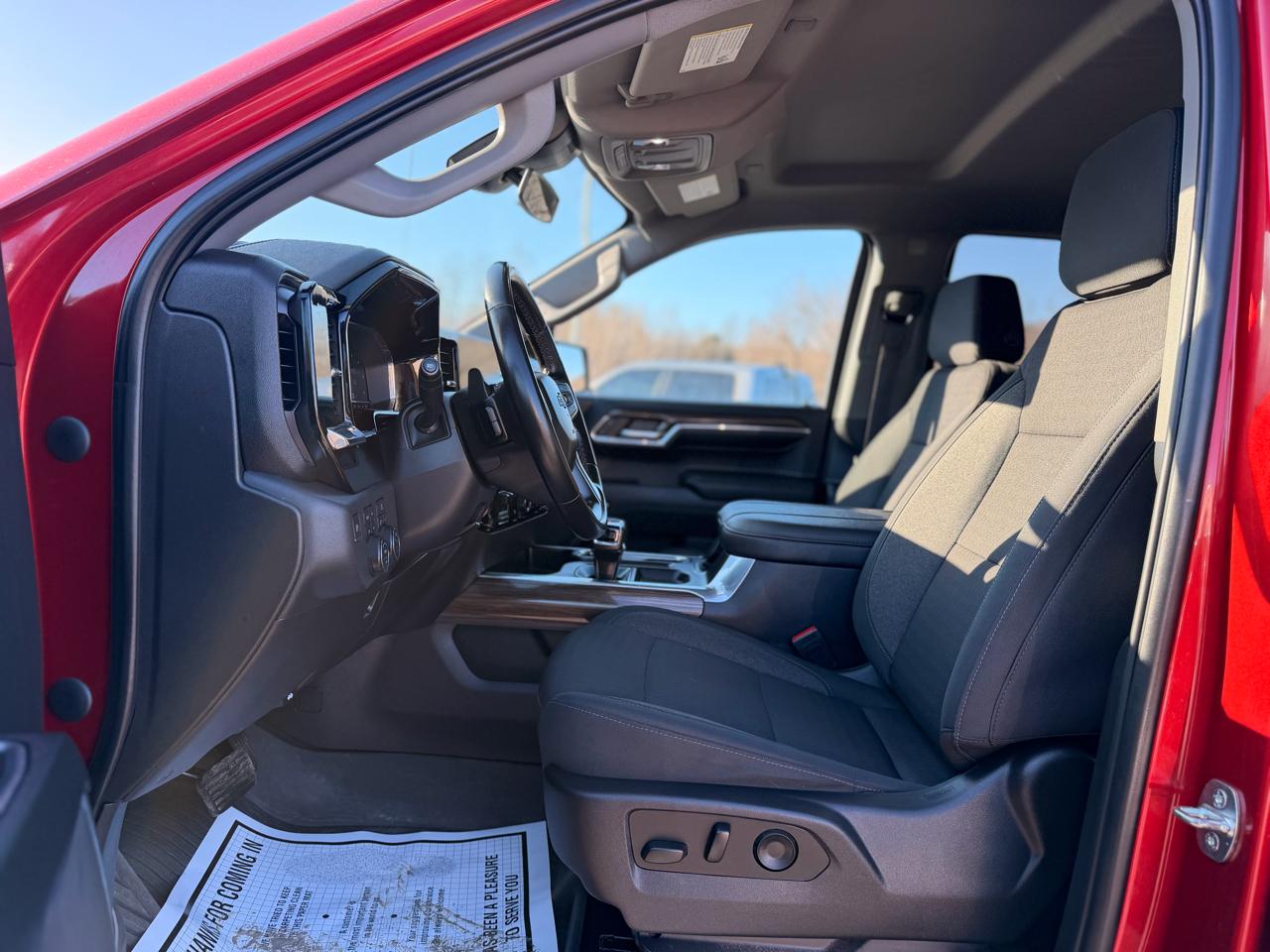 Chevrolet Silverado 1500 Trail Boss LT Crew Cab 4WD 2023