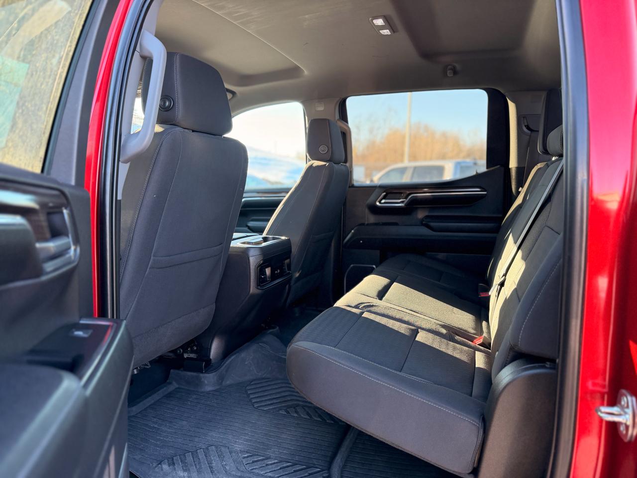 Chevrolet Silverado 1500 Trail Boss LT Crew Cab 4WD 2023