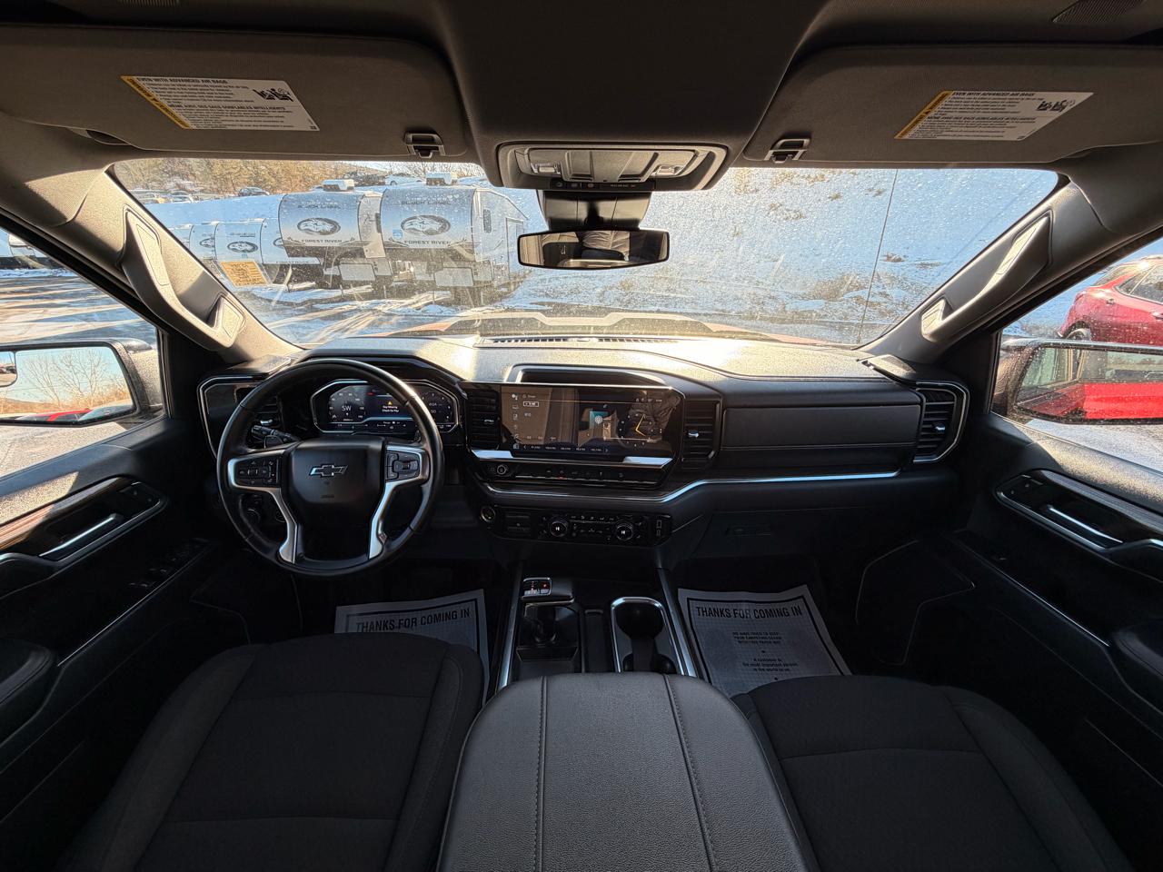 Chevrolet Silverado 1500 Trail Boss LT Crew Cab 4WD 2023