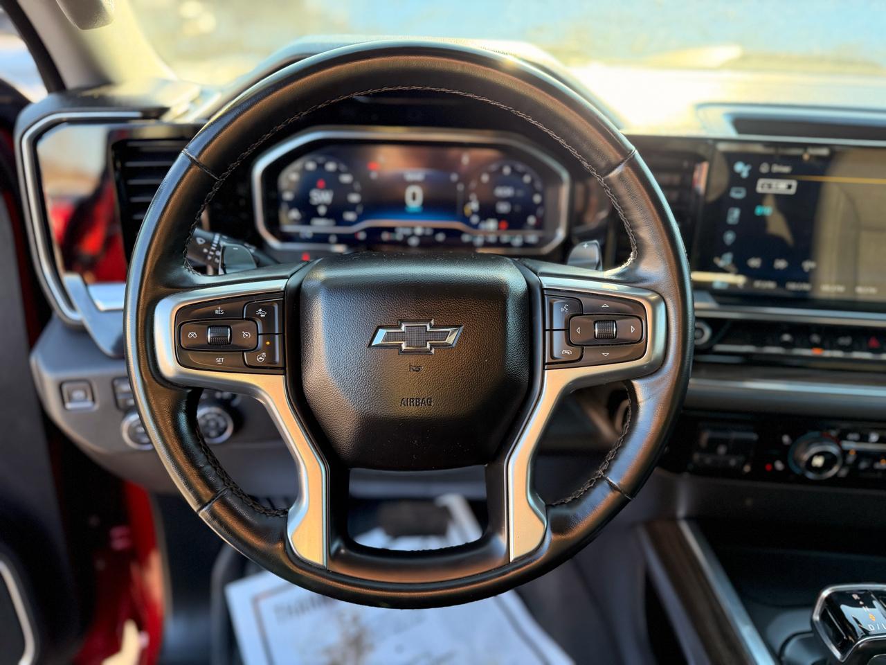 Chevrolet Silverado 1500 Trail Boss LT Crew Cab 4WD 2023