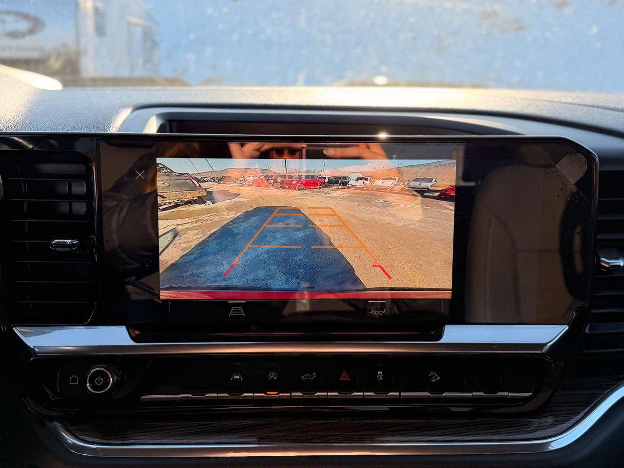 Chevrolet Silverado 1500 Trail Boss LT Crew Cab 4WD 2023