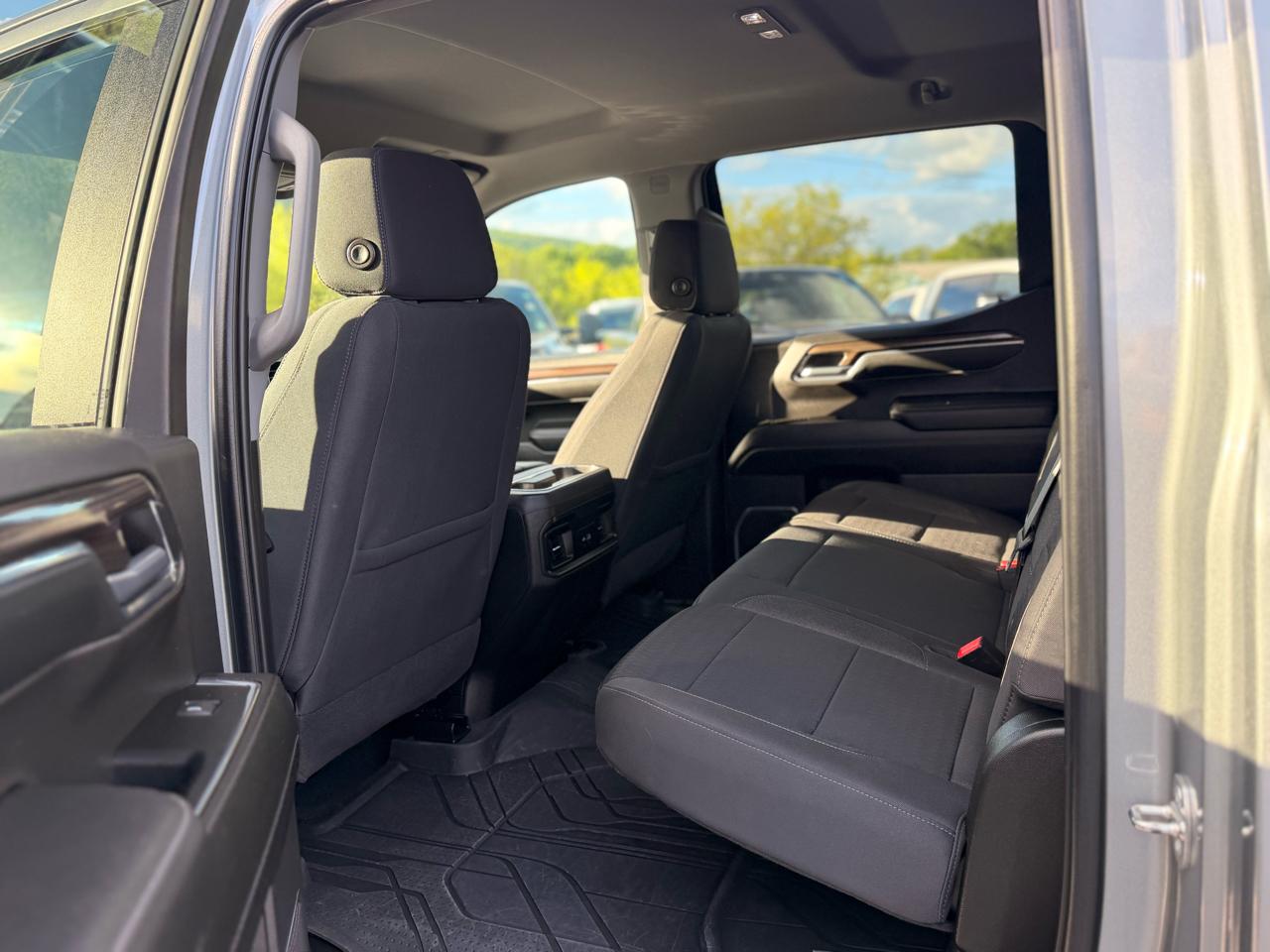 Chevrolet Silverado 1500 RST Crew Cab 4WD 2024