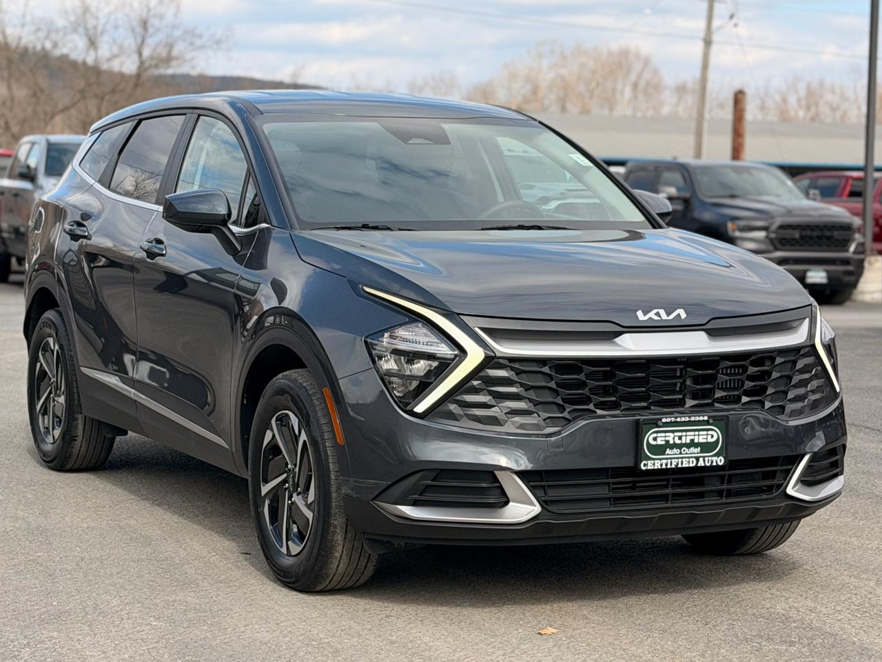 2023 Kia Sportage Hybrid LX AWD