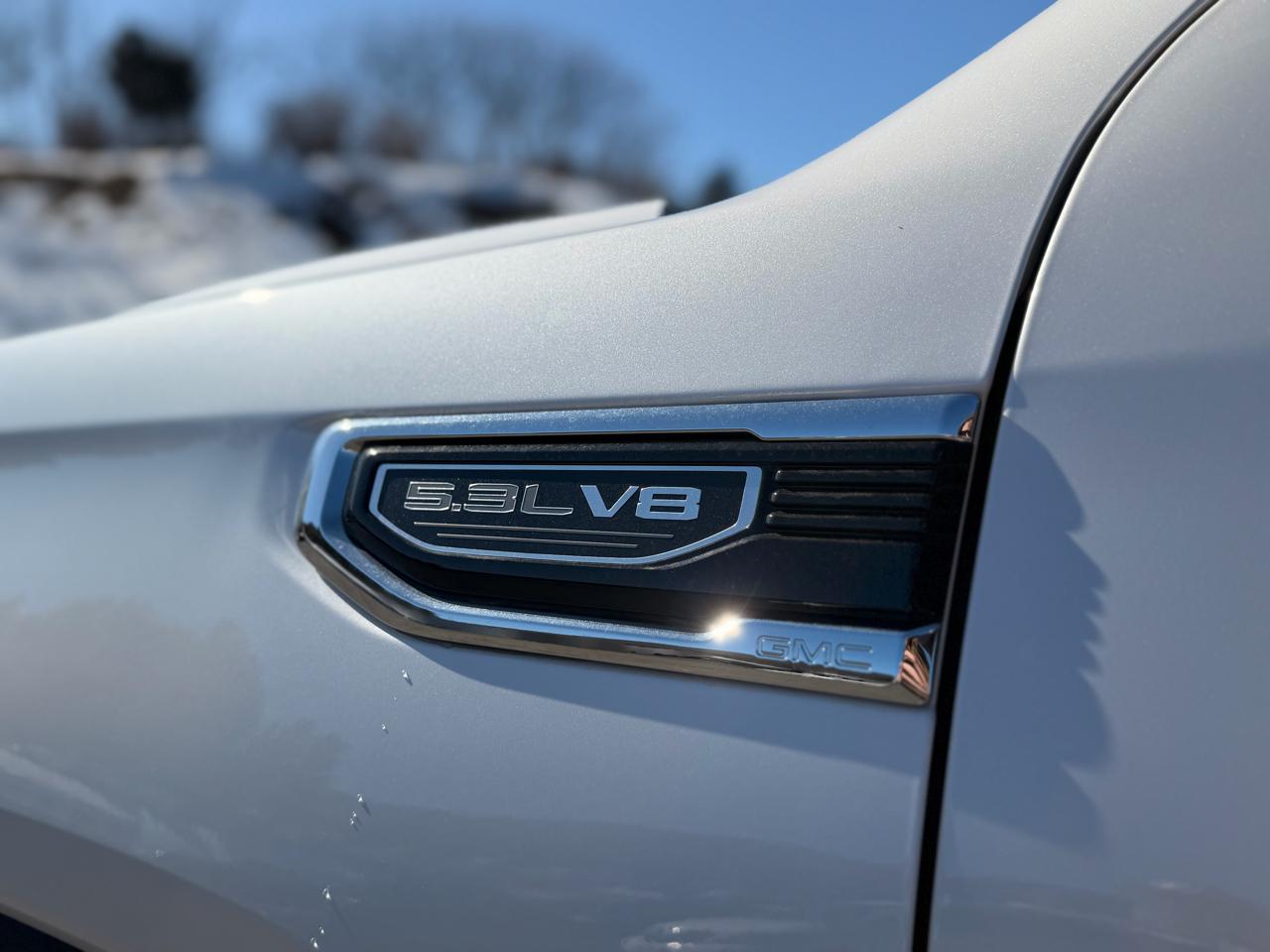 GMC Sierra 1500 Denali Crew Cab 4WD 2024