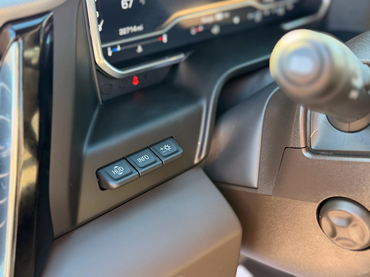 GMC Sierra 1500 Denali Crew Cab 4WD 2024