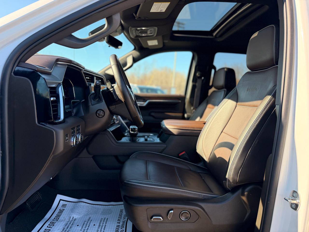 GMC Sierra 1500 Denali Crew Cab 4WD 2024