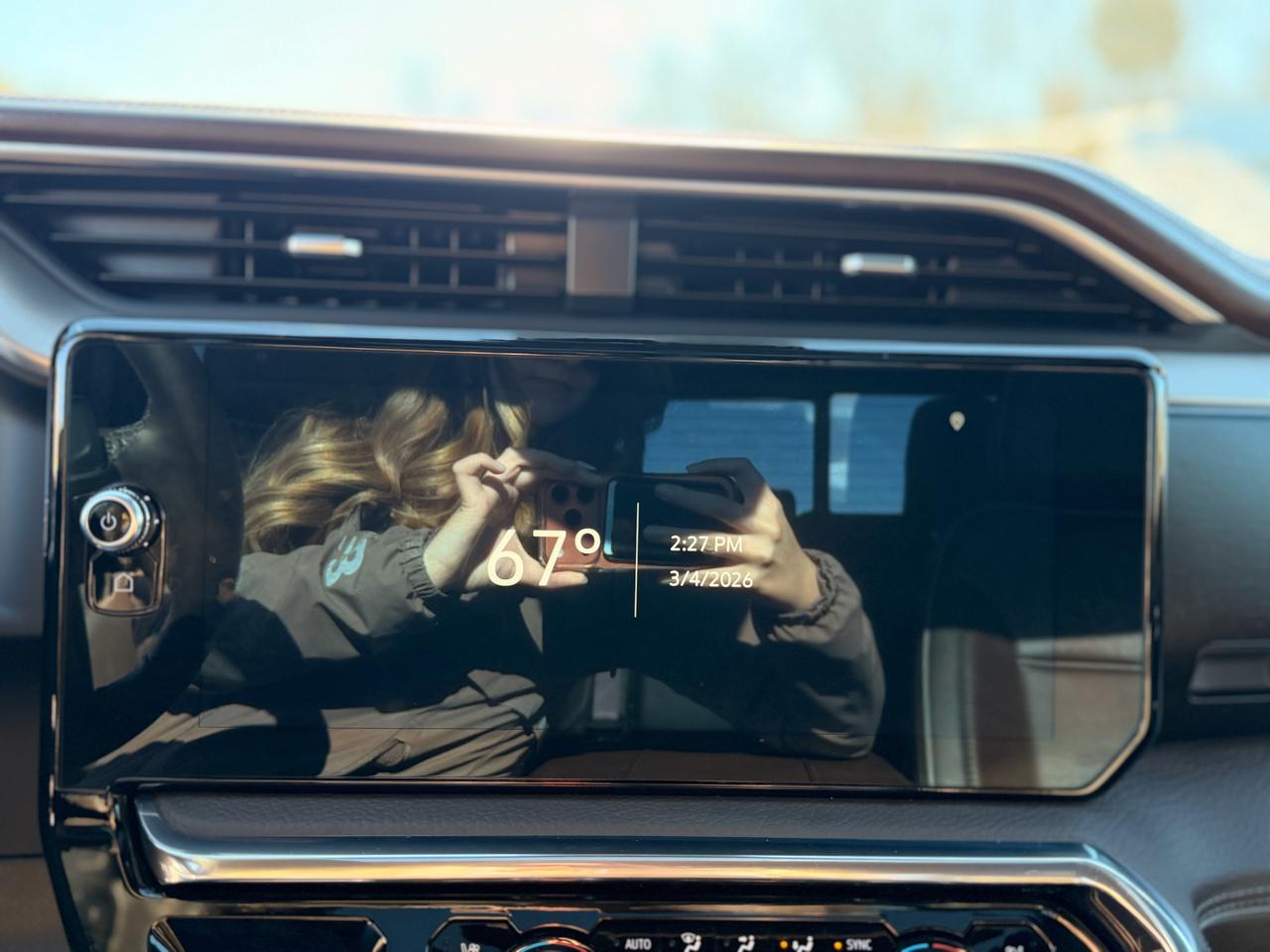 GMC Sierra 1500 Denali Crew Cab 4WD 2024