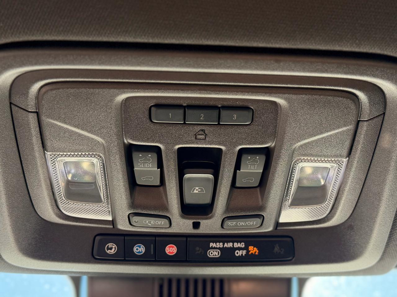 GMC Sierra 1500 Denali Crew Cab 4WD 2024