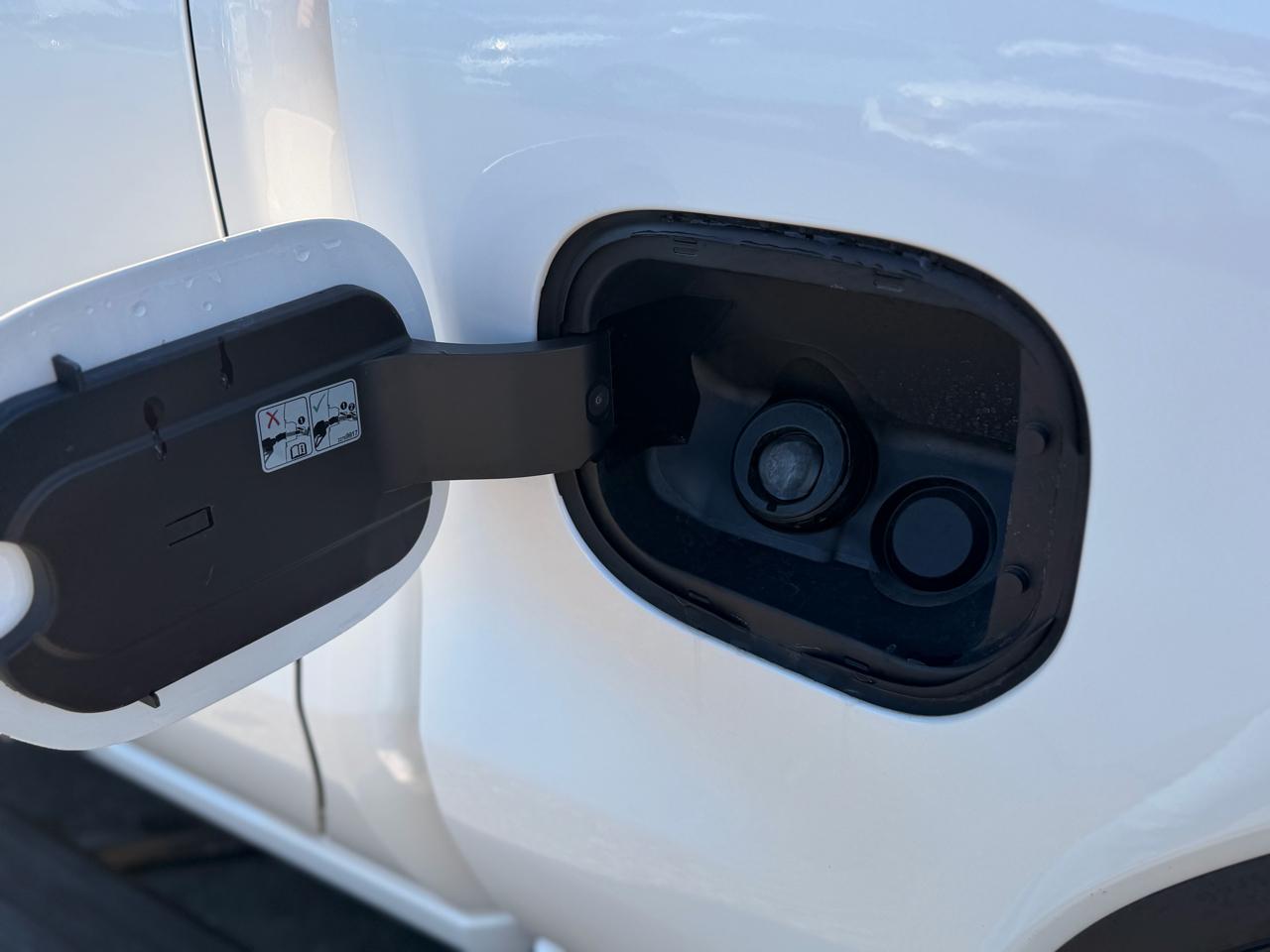 GMC Sierra 1500 Denali Crew Cab 4WD 2024