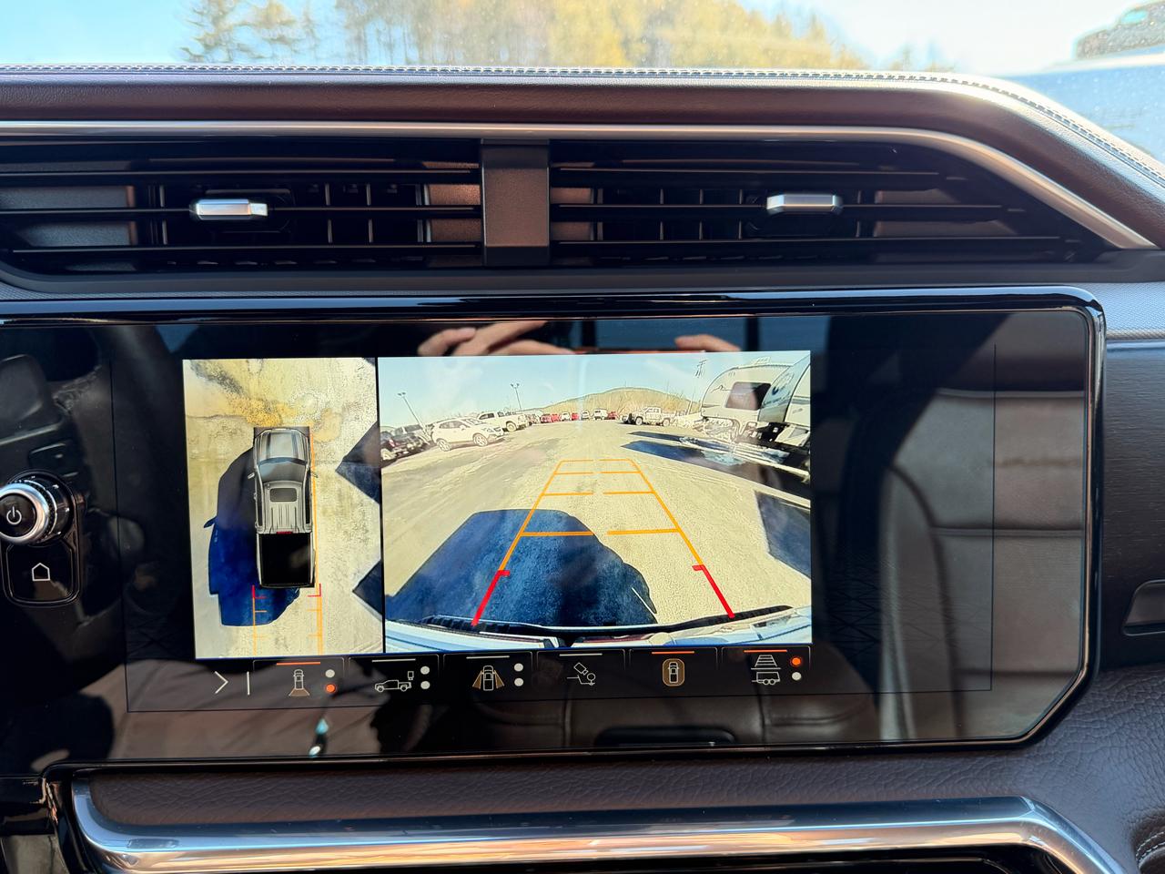 GMC Sierra 1500 Denali Crew Cab 4WD 2024