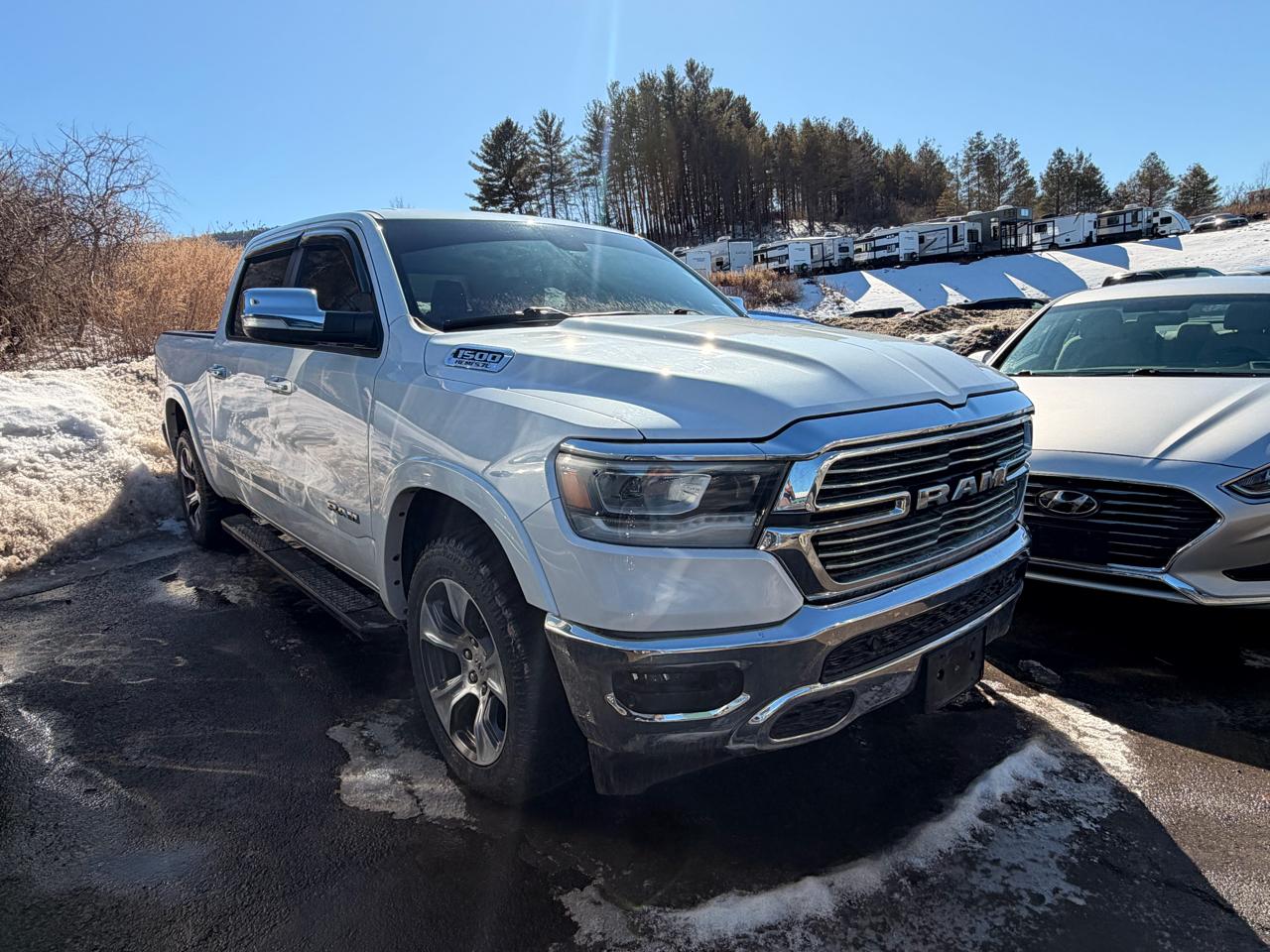 2019 RAM 1500 Laramie Crew Cab 4WD