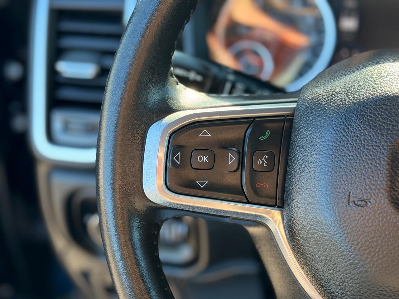 RAM 1500 Laramie Crew Cab SWB 4WD 2023