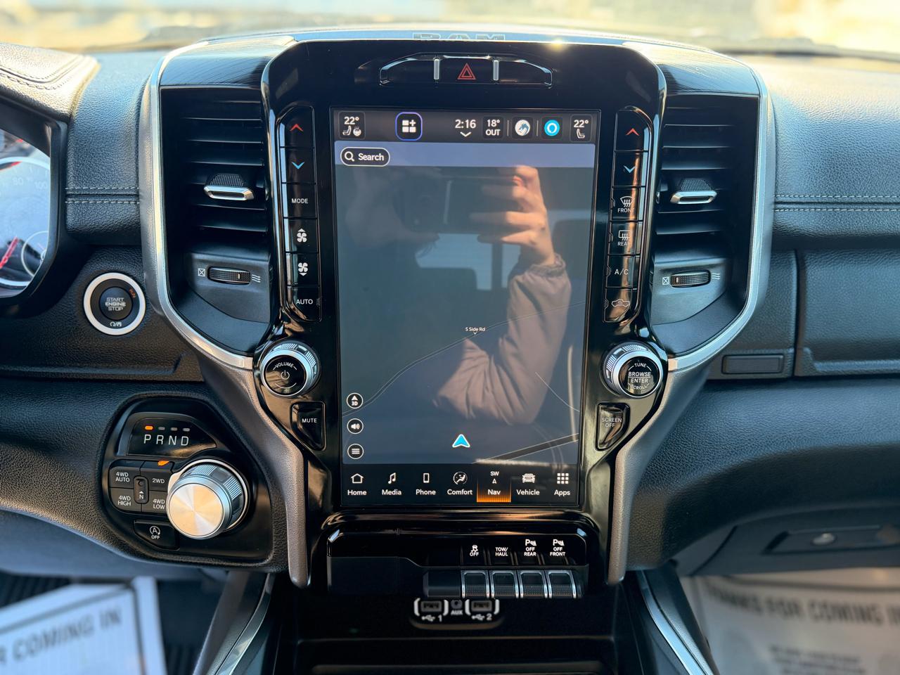 RAM 1500 Laramie Crew Cab SWB 4WD 2023