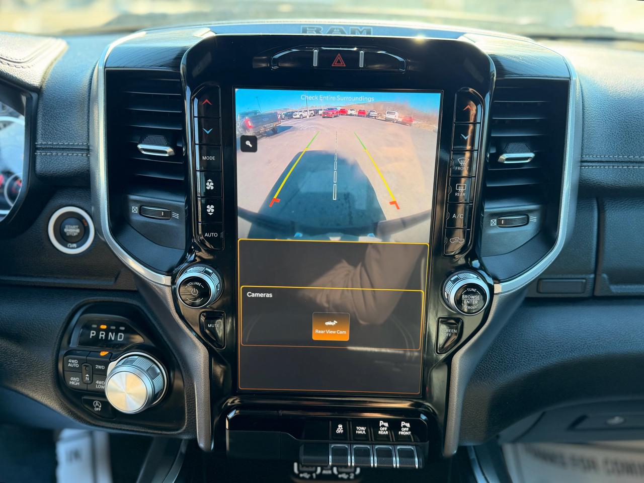 RAM 1500 Laramie Crew Cab SWB 4WD 2023