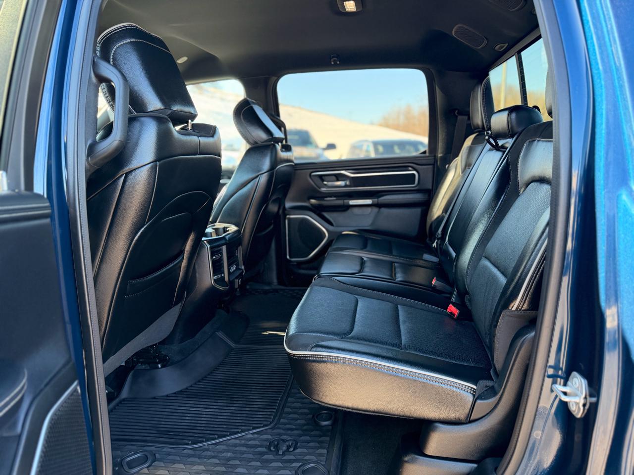 RAM 1500 Laramie Crew Cab SWB 4WD 2023