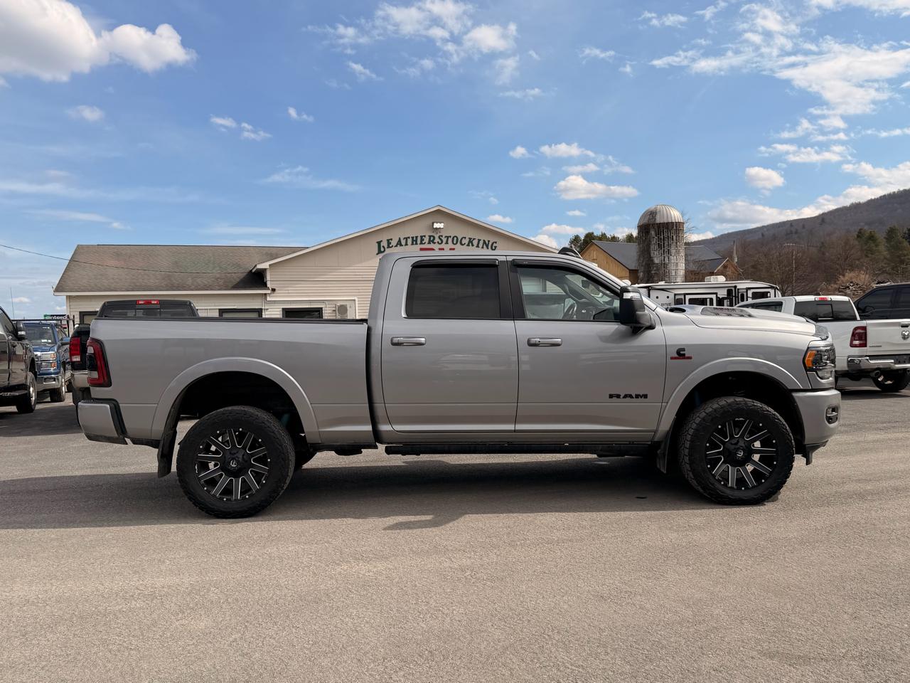 RAM 2500 Limited Crew Cab SWB 4WD 2023