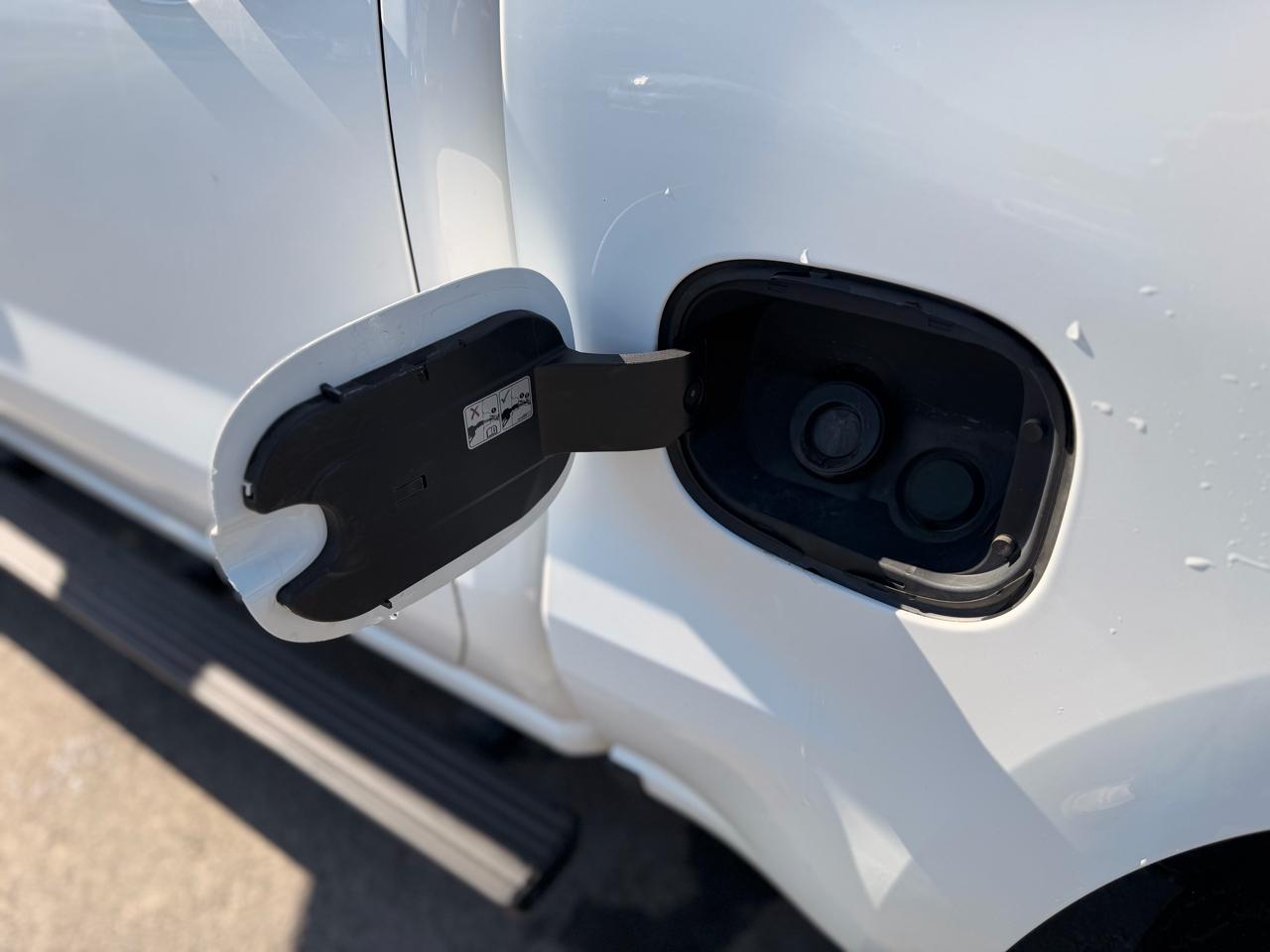 Chevrolet Silverado 1500 LT Crew Cab 4WD 2021