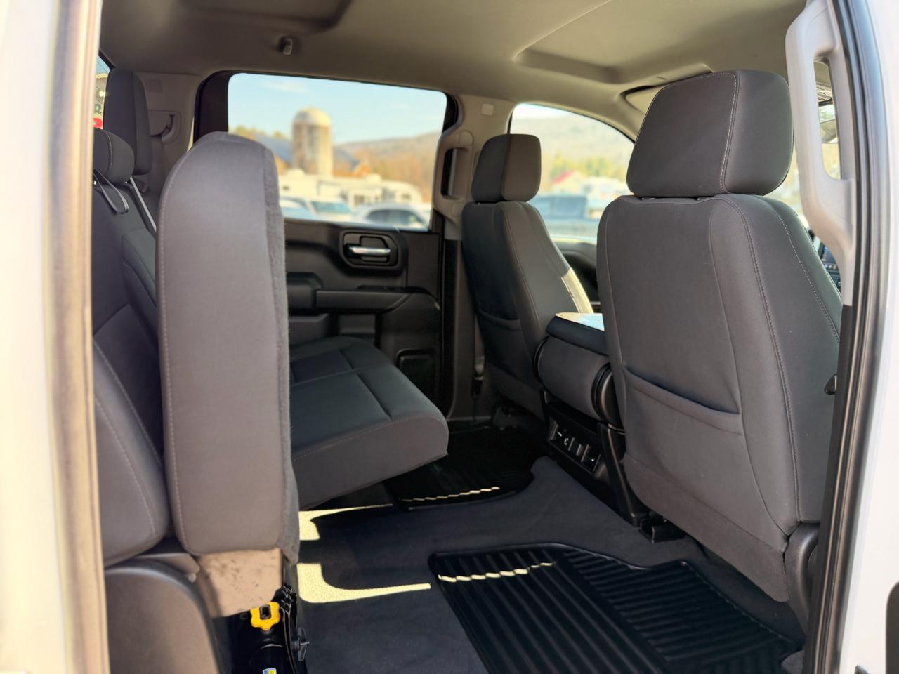 Chevrolet Silverado 1500 LT Crew Cab 4WD 2021