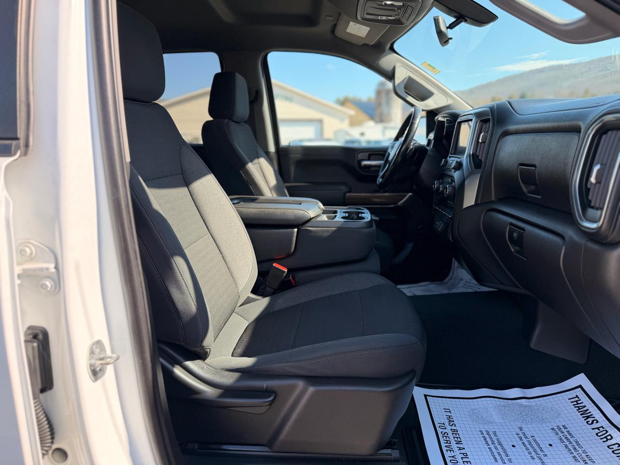 Chevrolet Silverado 1500 LT Crew Cab 4WD 2021