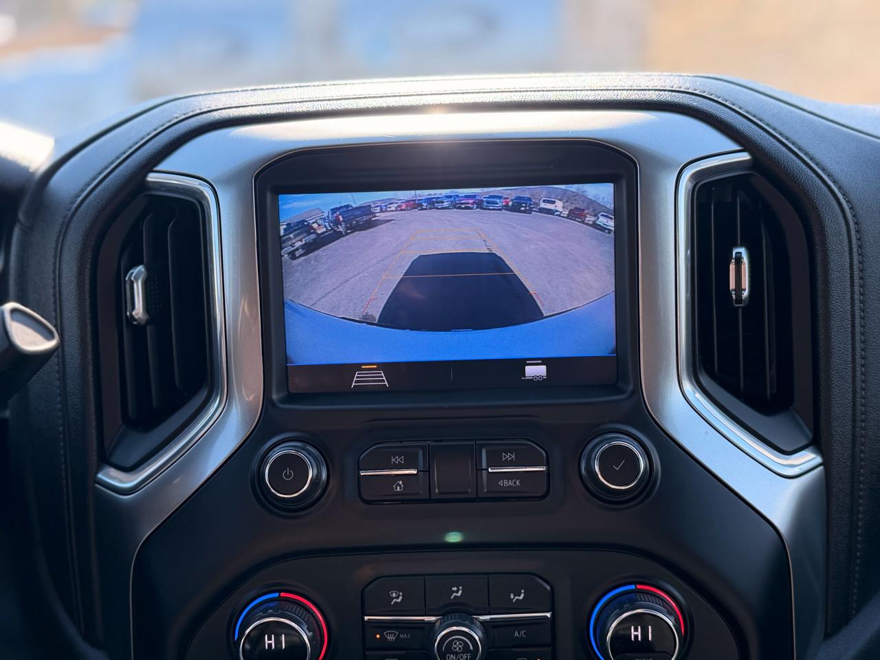 Chevrolet Silverado 1500 LT Crew Cab 4WD 2021