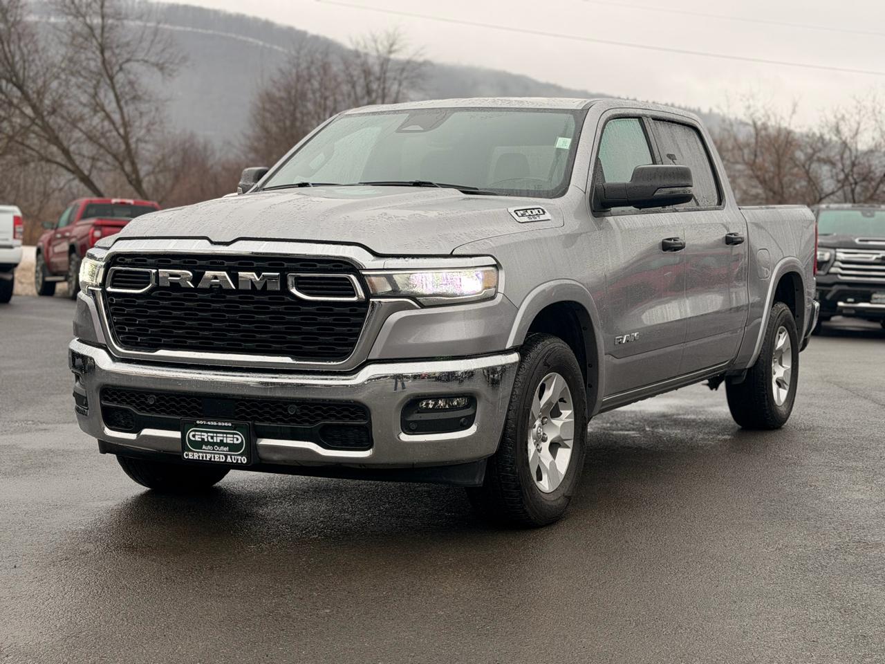 RAM 1500 Big Horn Crew Cab SWB 4WD 2025