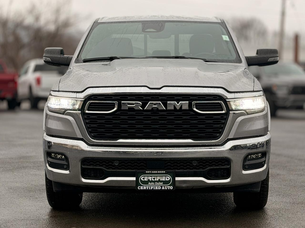 RAM 1500 Big Horn Crew Cab SWB 4WD 2025