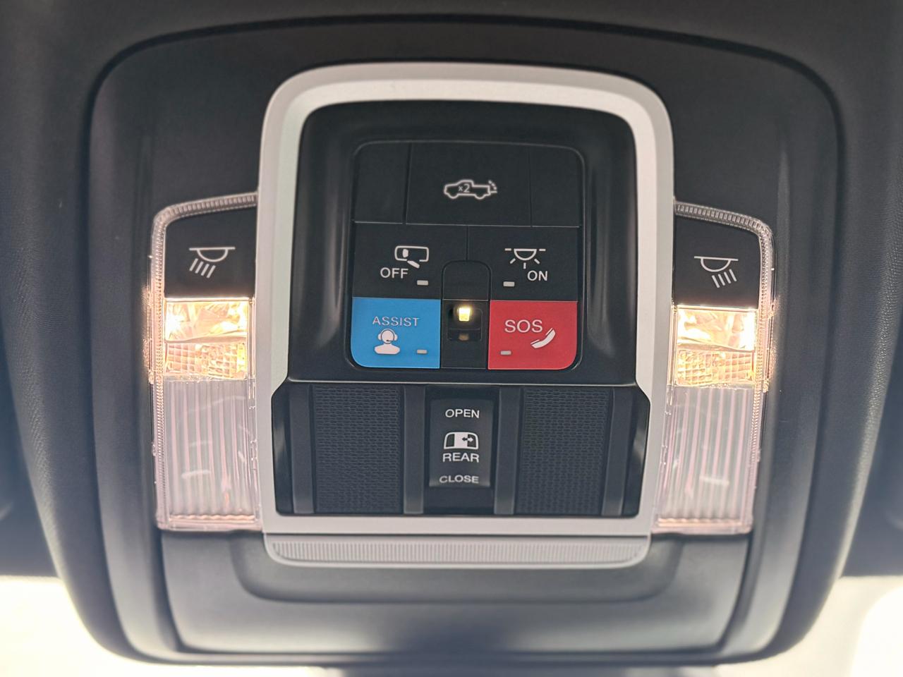 RAM 1500 Big Horn Crew Cab SWB 4WD 2025