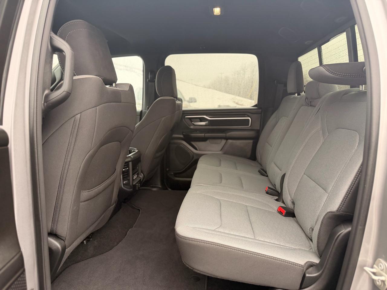 RAM 1500 Big Horn Crew Cab SWB 4WD 2025