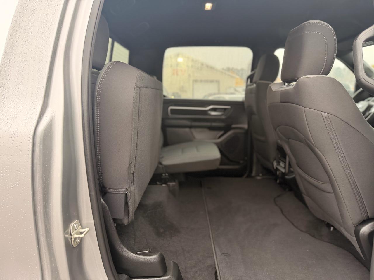 RAM 1500 Big Horn Crew Cab SWB 4WD 2025