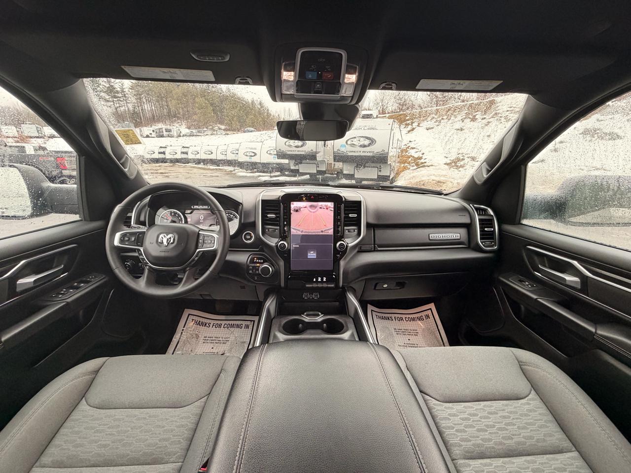 RAM 1500 Big Horn Crew Cab SWB 4WD 2025