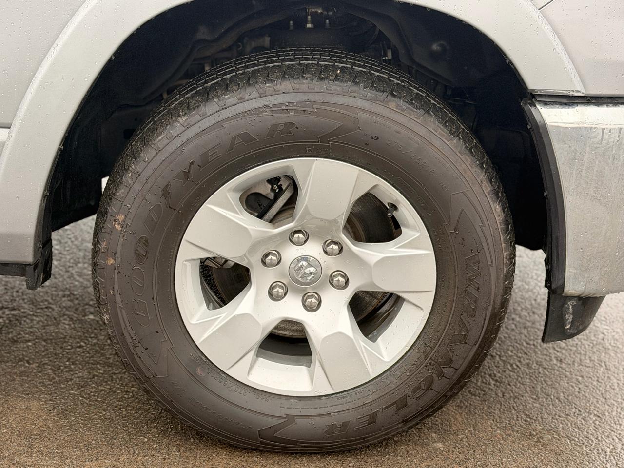 RAM 1500 Big Horn Crew Cab SWB 4WD 2025