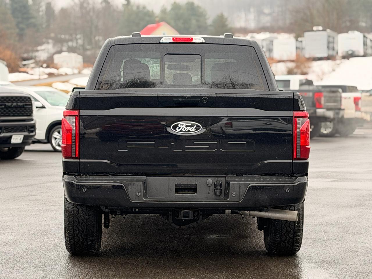 Ford F-150 XLT SuperCrew 4WD 2024