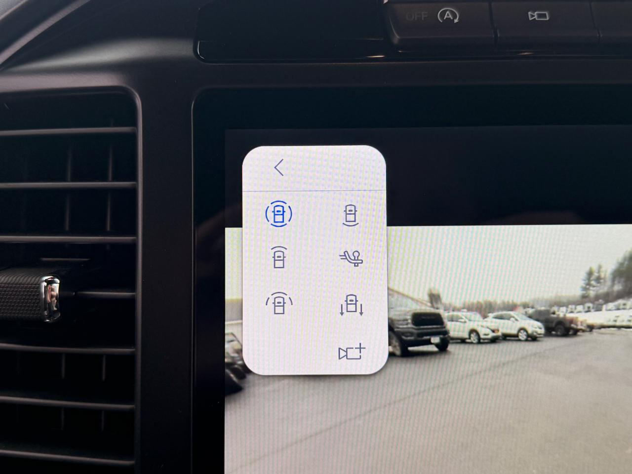 Ford F-150 XLT SuperCrew 4WD 2024