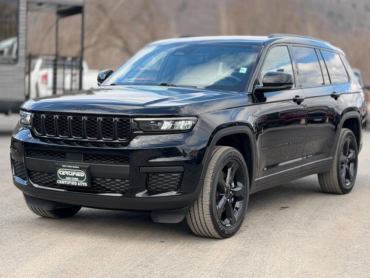 2023 Jeep Grand Cherokee L Altitude 4WD