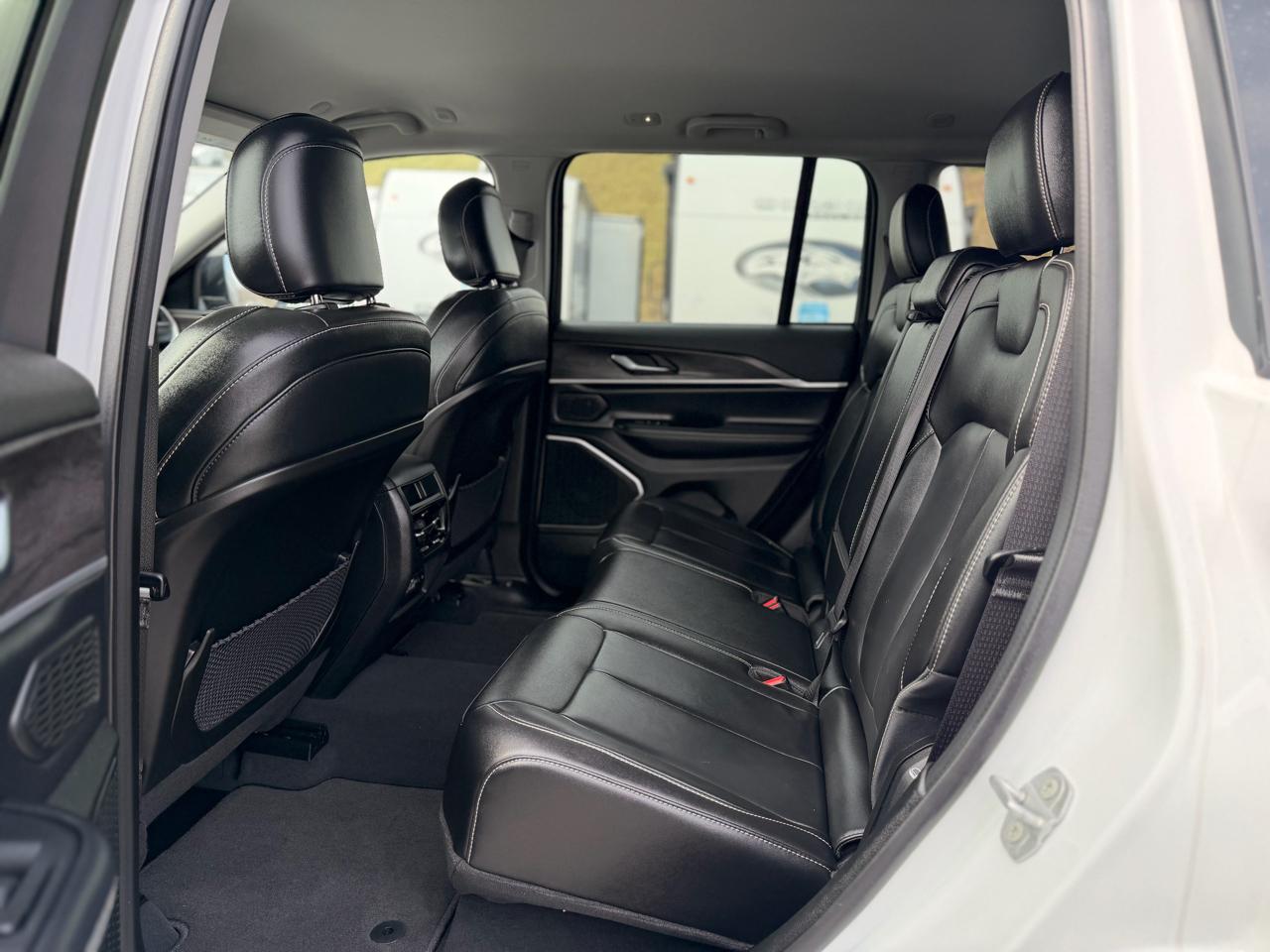 Jeep Grand Cherokee Limited 4WD 2023