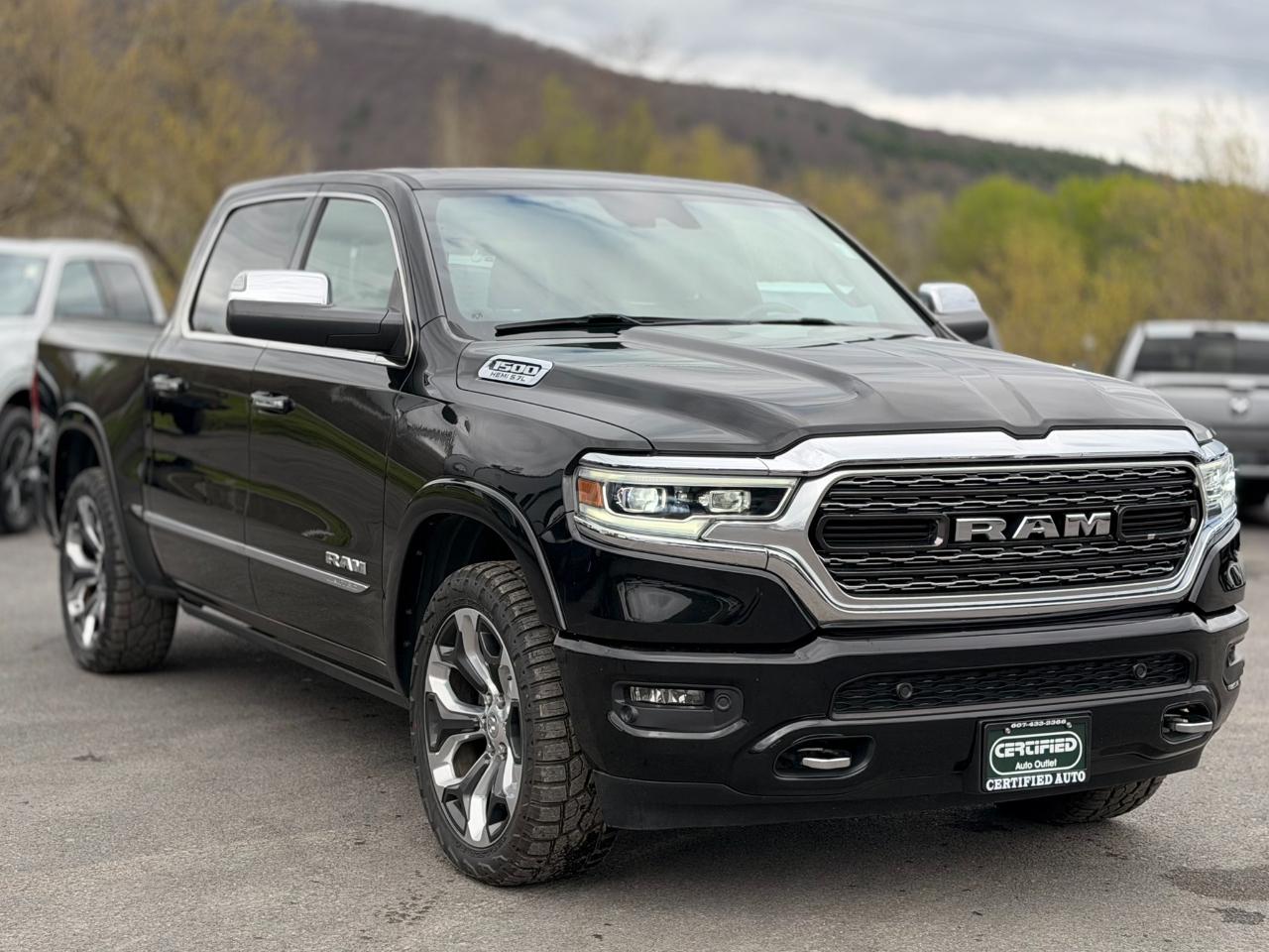 2019 RAM 1500 Limited Crew Cab 4WD