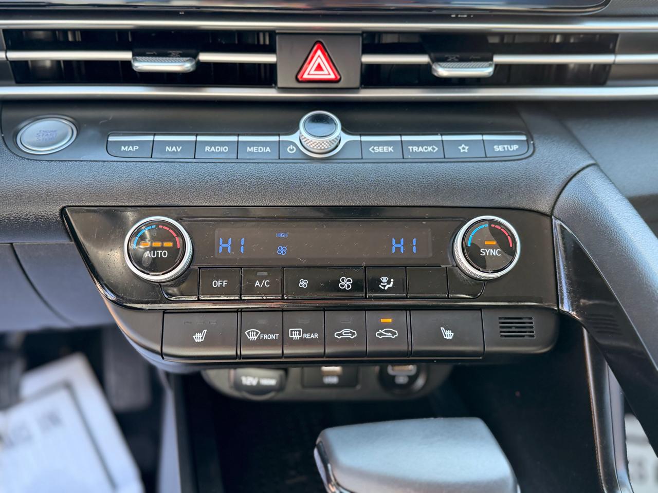 Hyundai Elantra SEL 2023