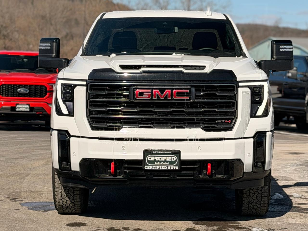 GMC Sierra 2500HD AT4 Crew Cab 4WD 2025
