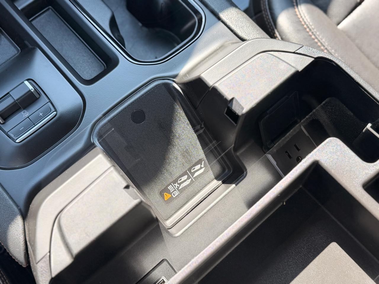 GMC Sierra 2500HD AT4 Crew Cab 4WD 2025