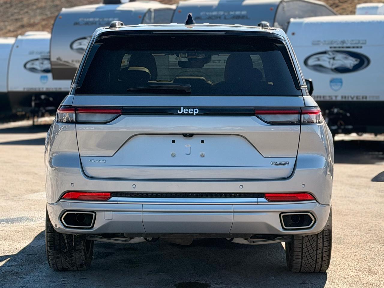 Jeep Grand Cherokee Summit 4WD 2025