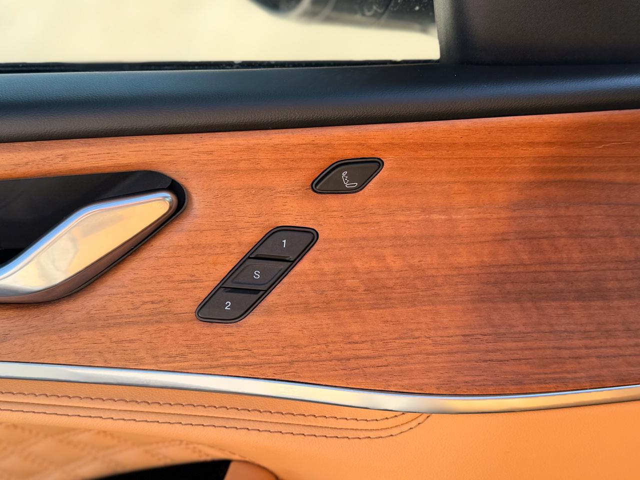 Jeep Grand Cherokee Summit 4WD 2025