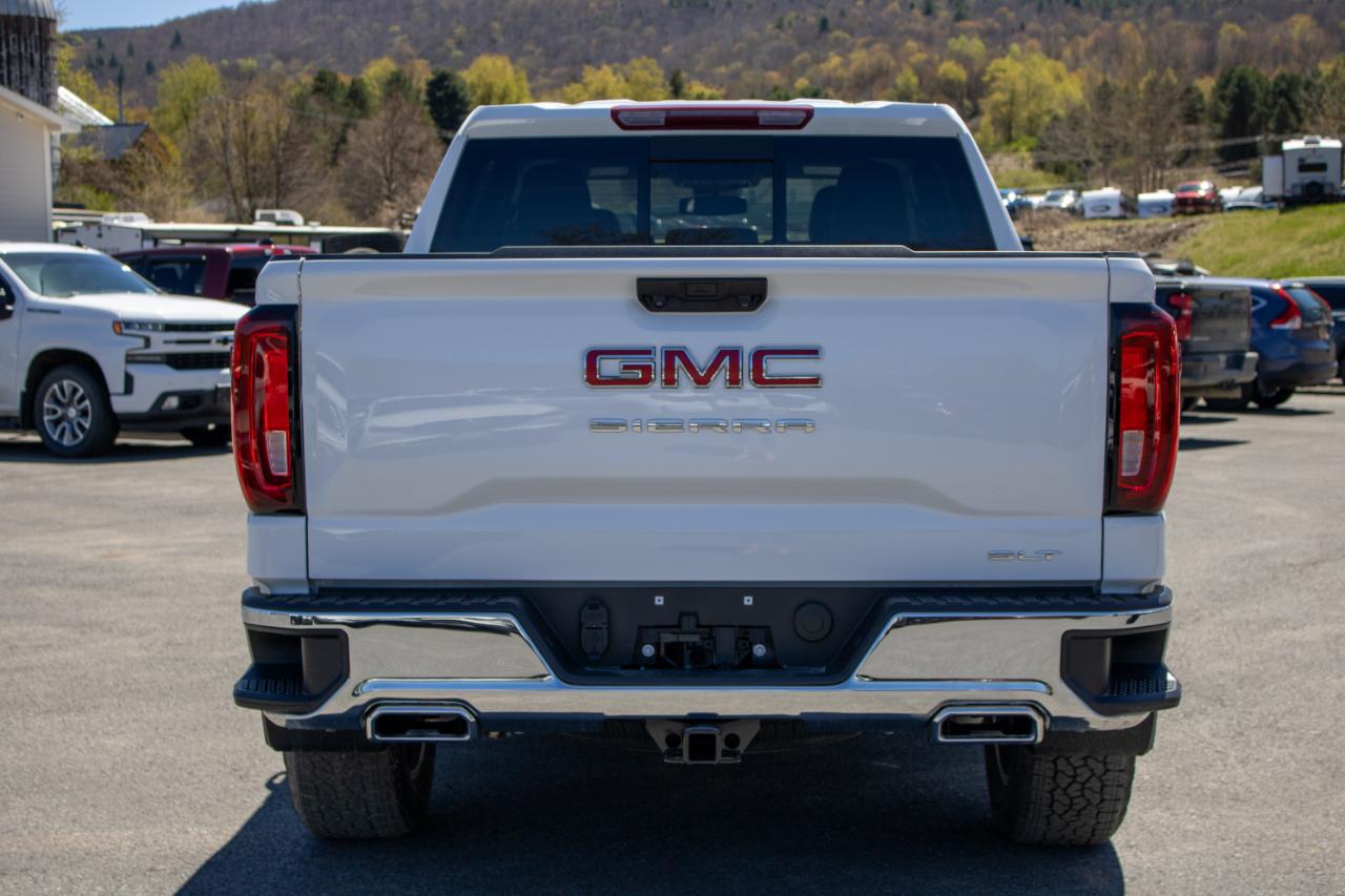 GMC Sierra 1500 SLT Crew Cab 4WD 2024