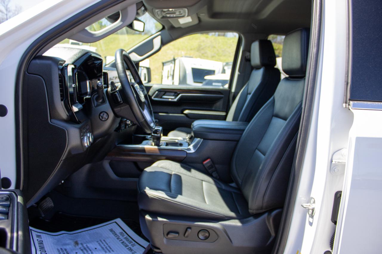 GMC Sierra 1500 SLT Crew Cab 4WD 2024