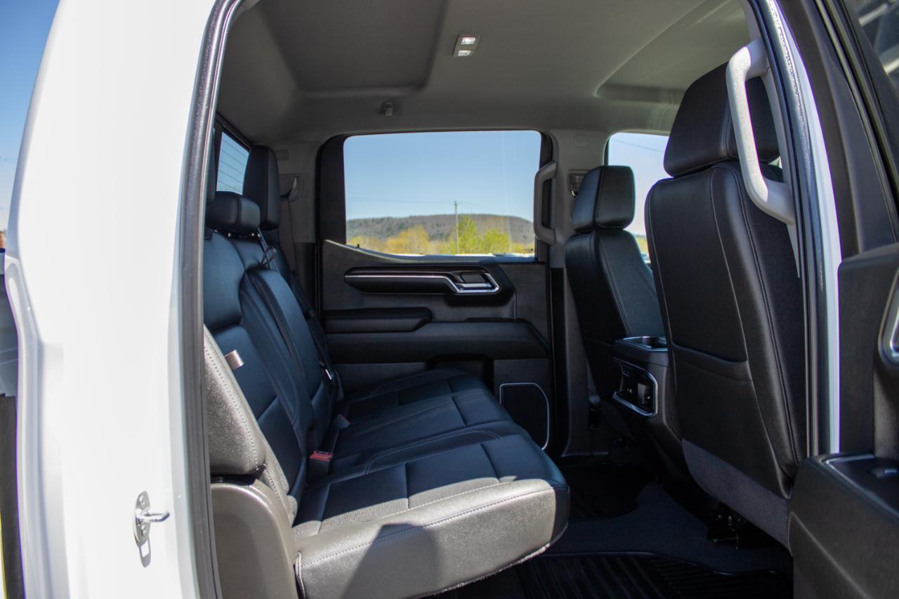 GMC Sierra 1500 SLT Crew Cab 4WD 2024