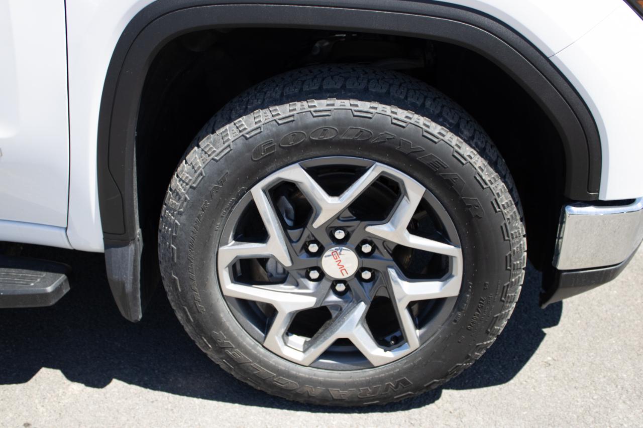 GMC Sierra 1500 SLT Crew Cab 4WD 2024