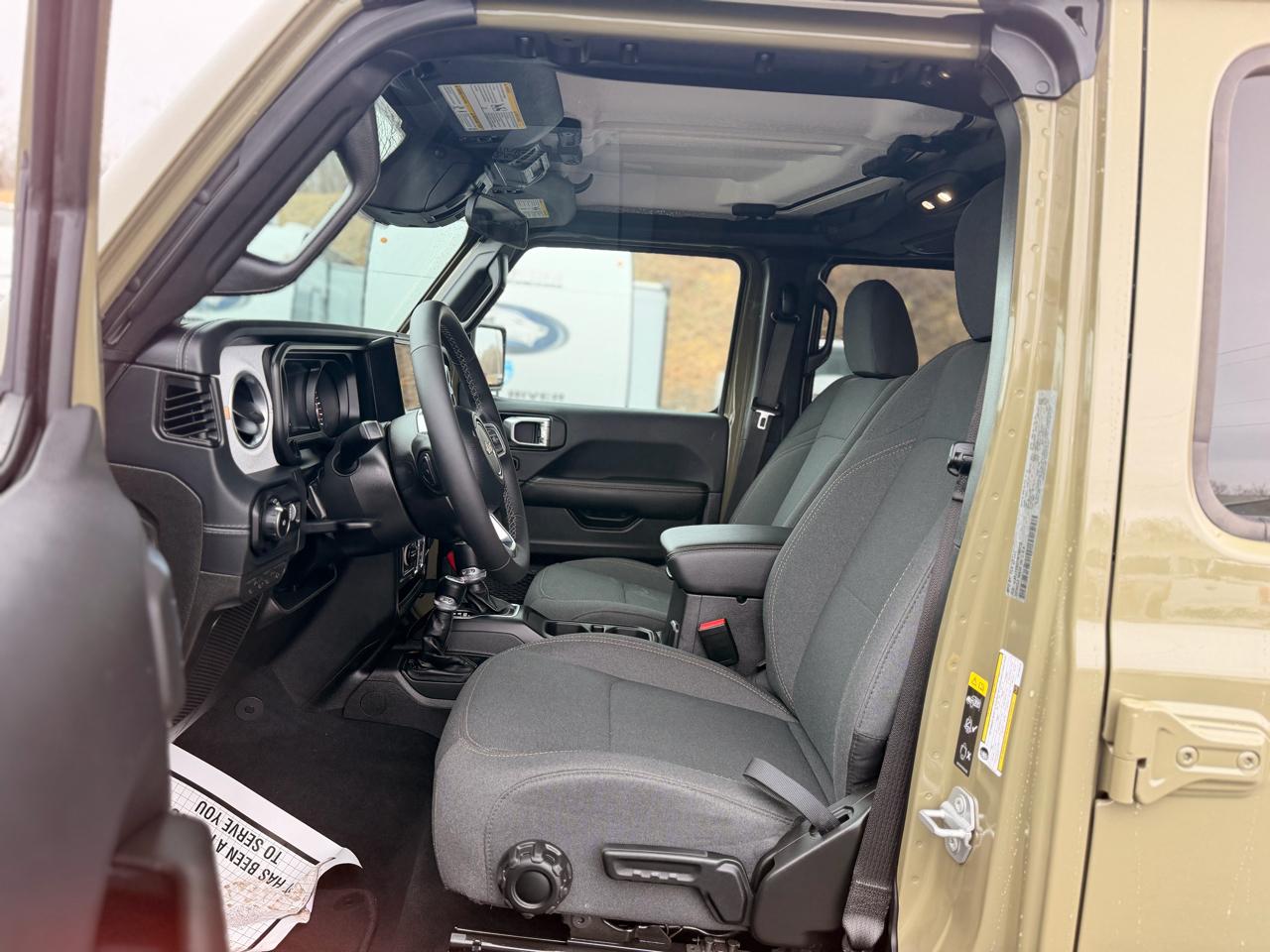 Jeep Wrangler Sahara 2026