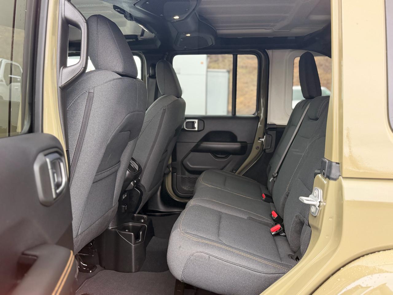 Jeep Wrangler Sahara 2026