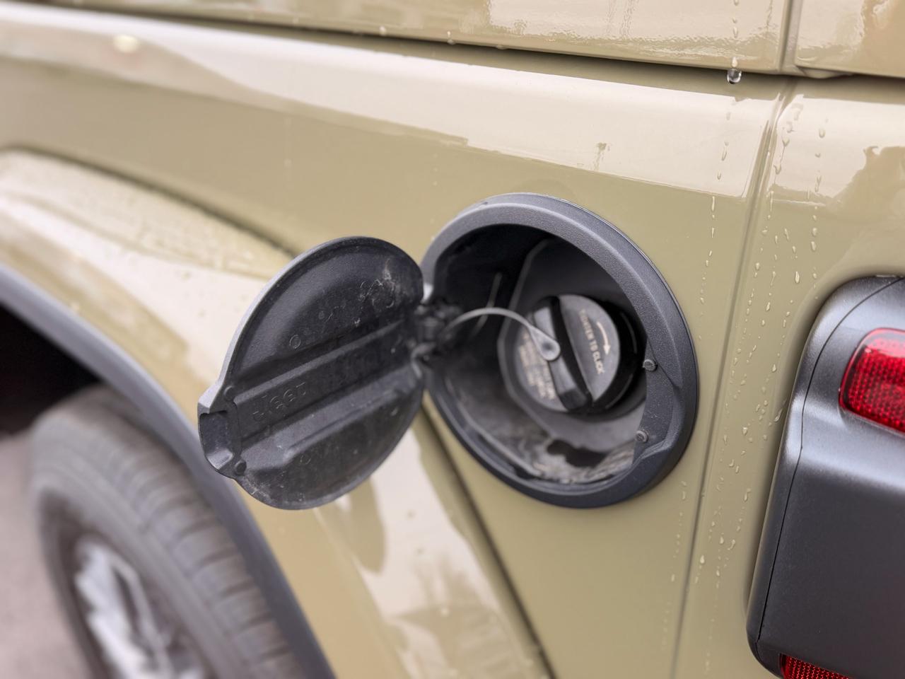 Jeep Wrangler Sahara 2026