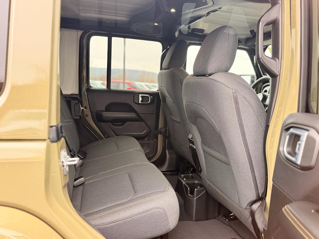 Jeep Wrangler Sahara 2026