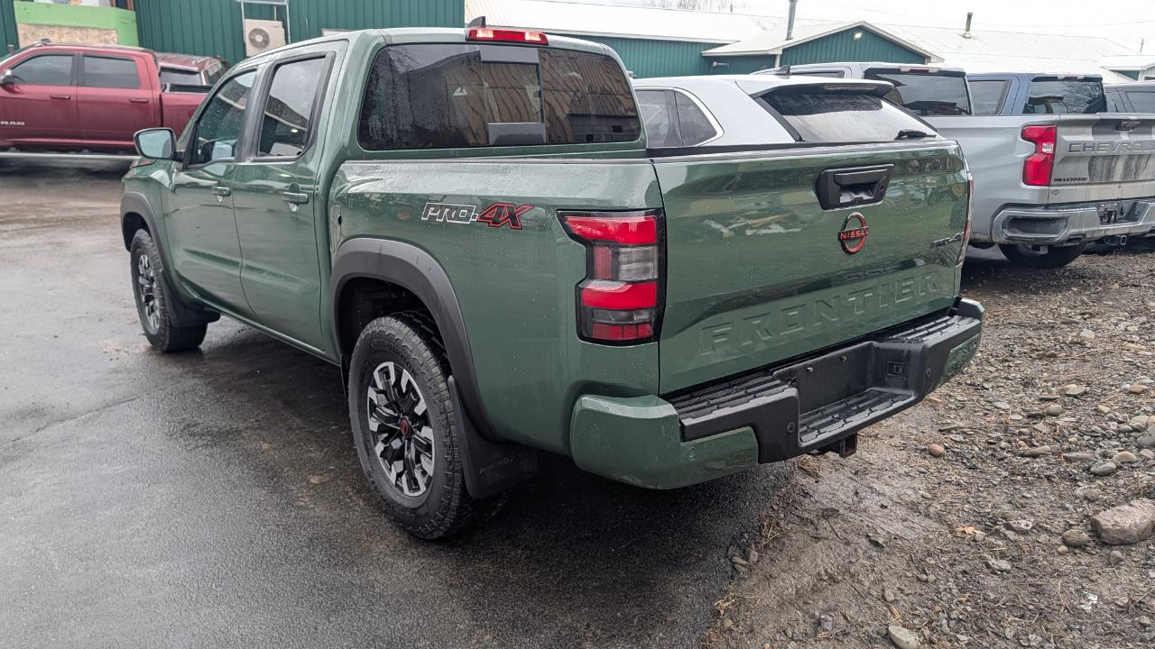 Nissan Frontier PRO-4X Crew Cab 4WD 2024